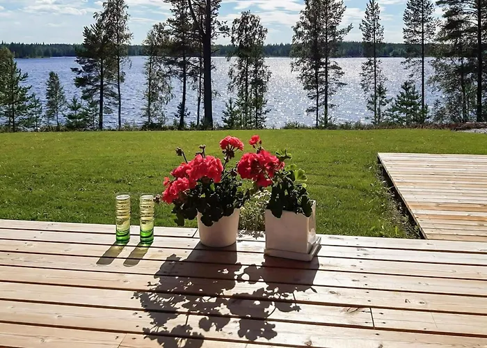 펜션 Paloranta By Interhome 쿠후모